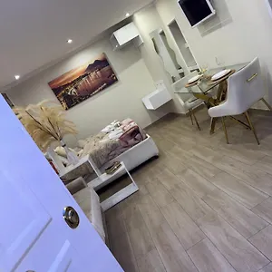 La Dimora Dei Sogni Sedil Capuano Apartment
